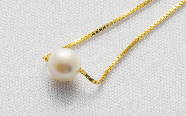 Classic Akoya Pearl Necklace - Image 2