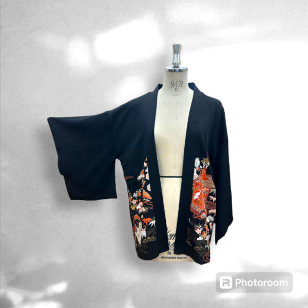 Haori Jacket with Edo Tsuma Pattern - Image 3