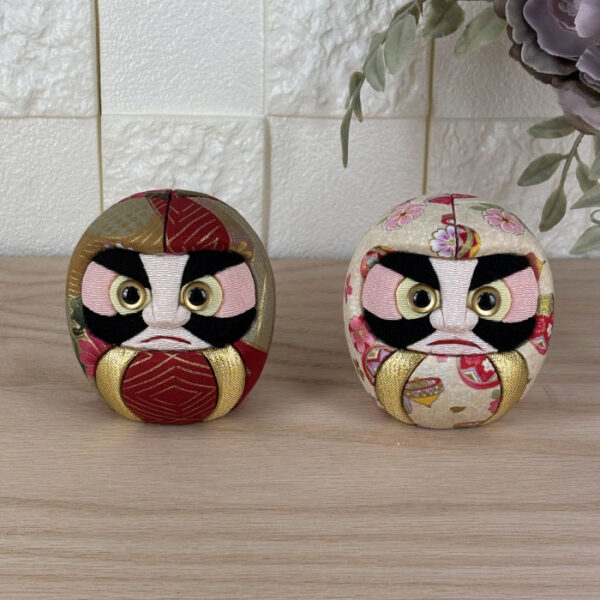 Kimekomi DARUMA (Traditional Japanese carved DARUMA doll) D-1113