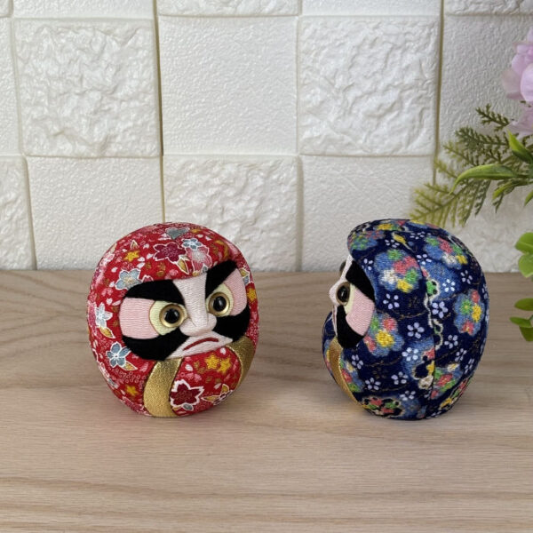 Kimekomi DARUMA (Traditional Japanese carved DARUMA doll) D-2021 - Image 2