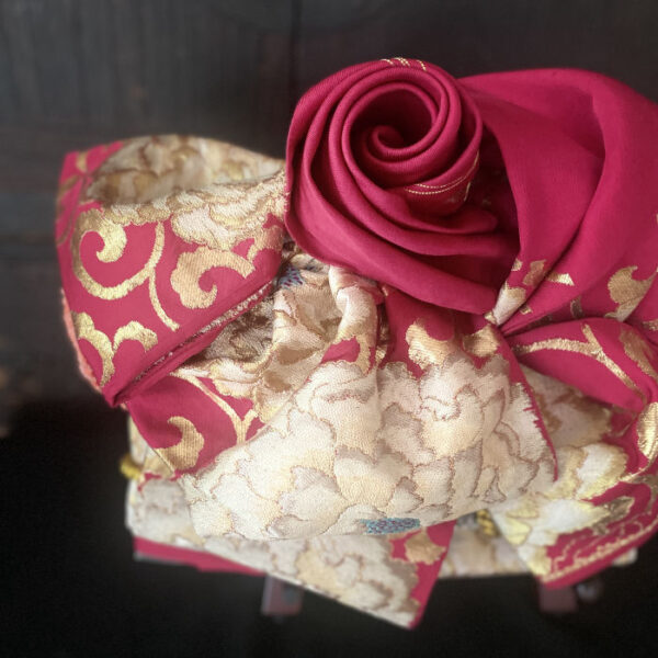 Decorative Kimono Obi Art – Traditional Japanese Bow Ornament in Magenta & Peony - Image 2