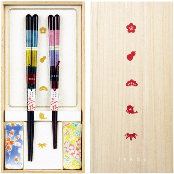 Hyakufuku Paulownia Box – Chopstick Set for Couples with Rests (Sakura-iro & Arima Design) - Image 3
