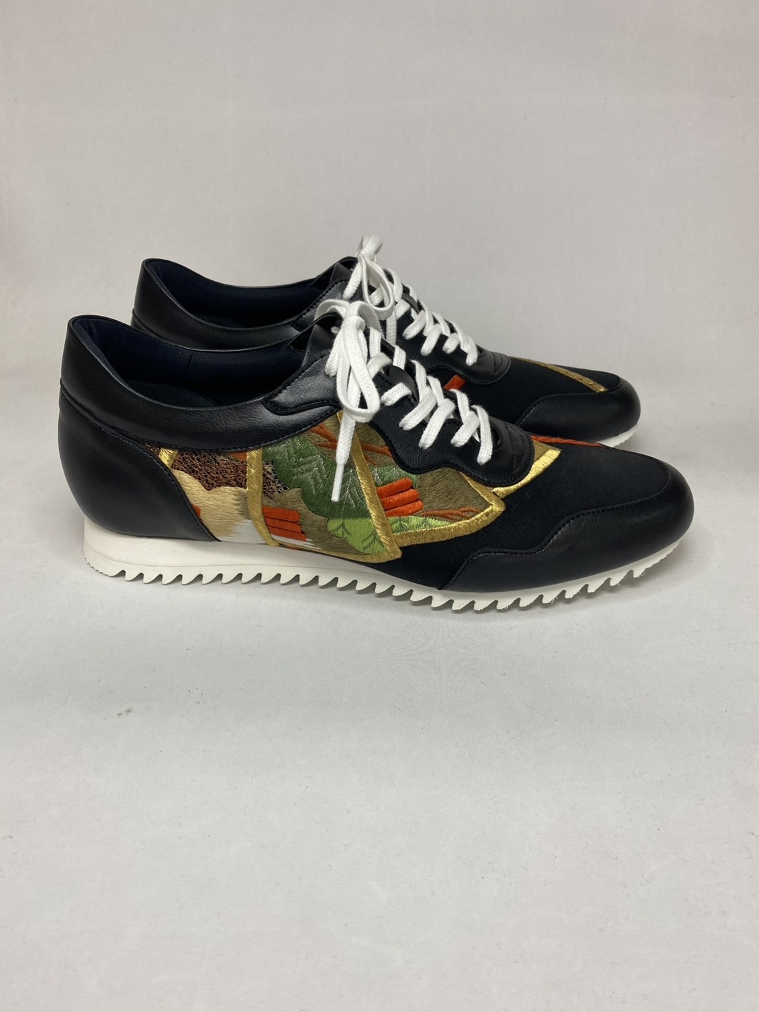 kurotome embroidery sneaker 01