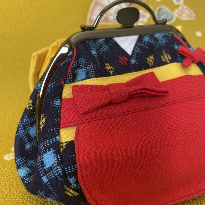 Kimono Fabric Gamaguchi Purse – Tea Picker Maiden - Image 4