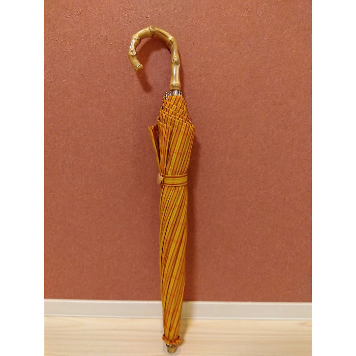 Japanese Kimono Fabric Parasol “Town Maiden” - Image 4